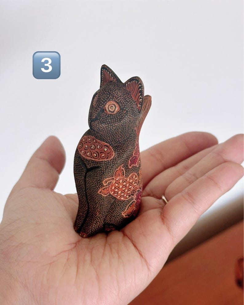Décor d'ornement en bois sculpté à la main, fabriqué à Bali, Indonésie, art populaire, vendu à l'unité.