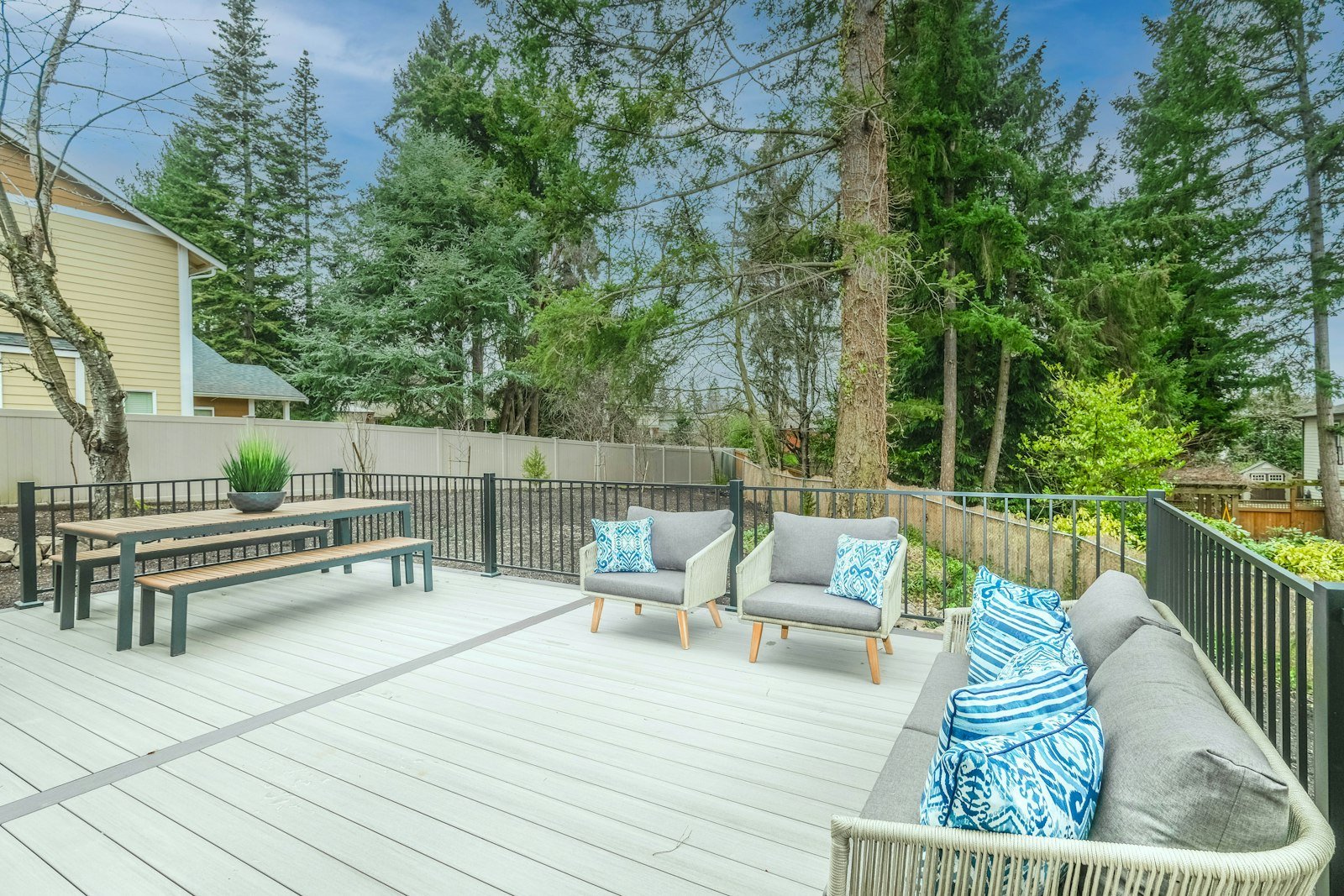 Outdoor patio furniture